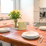 Kleine Flucht Appartamento